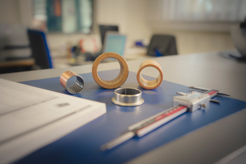 Gleitlager und Gelenklager – hochwertige Normteile von Reiter Österreich